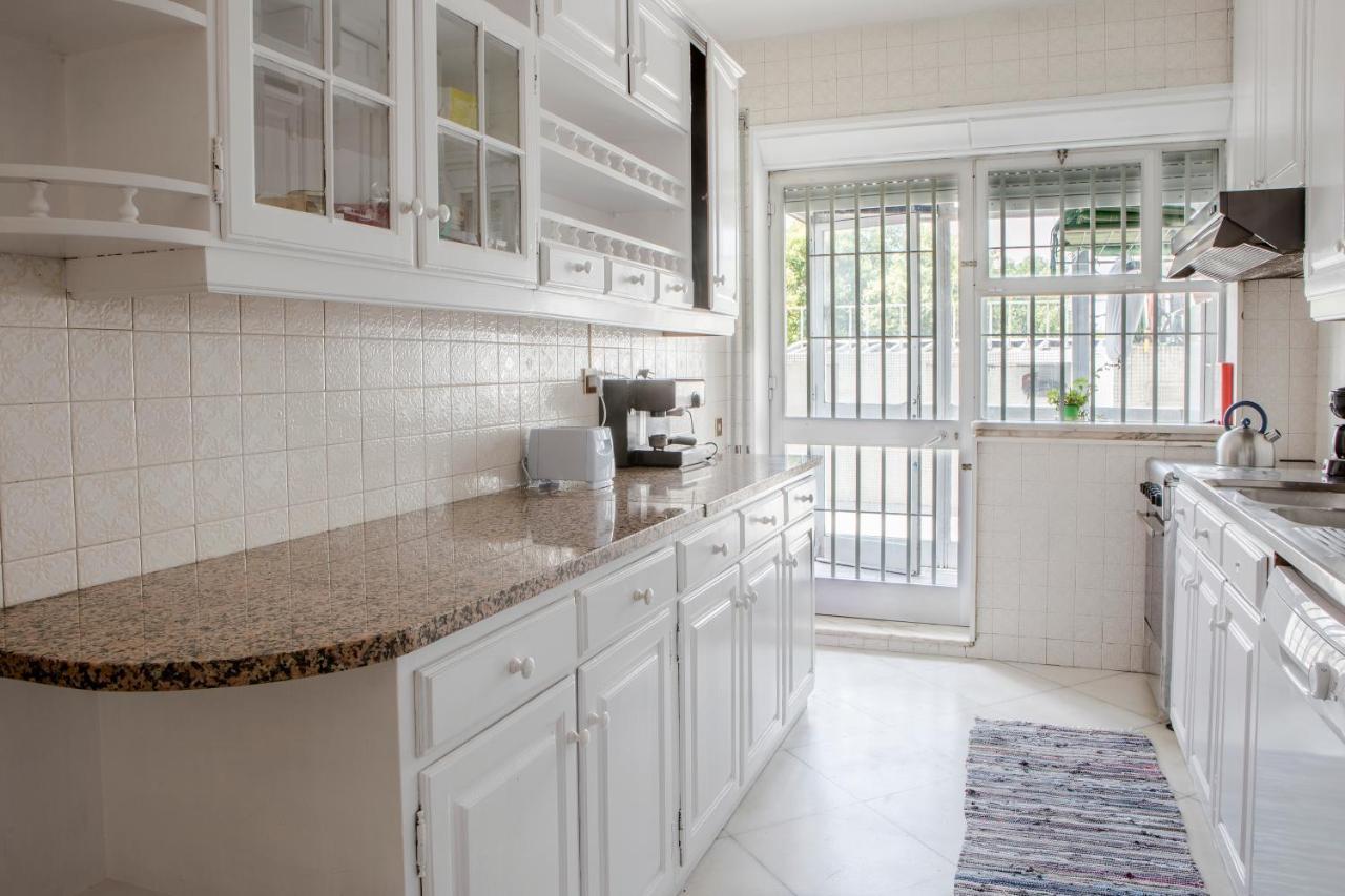 Downtown With Terrace - 4 Bedrooms Appartamento Oporto